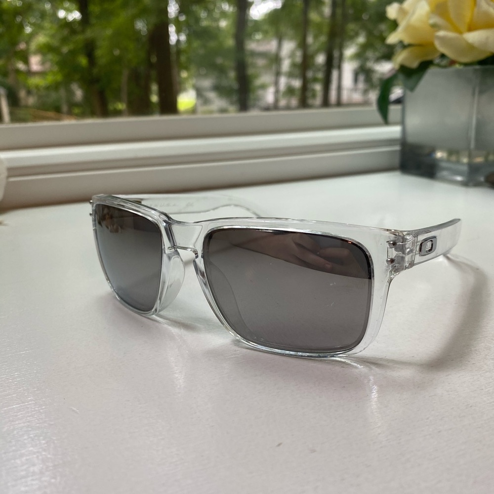 Men’s Oakley Sunglasses